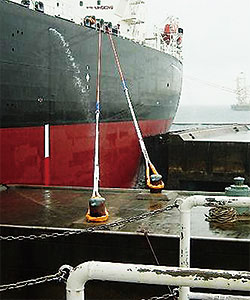 大型船舶係留用特殊ロープ（イザナス）